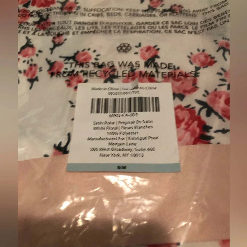 Morgan Lane Floral Robe - Picture 4 of 5